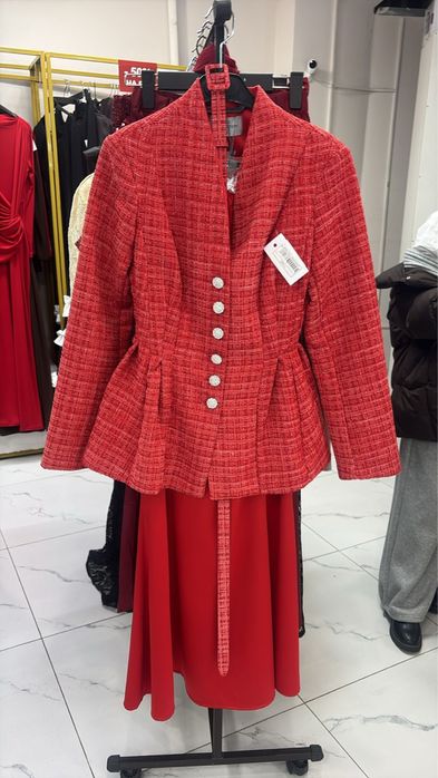 все по 9990 новое