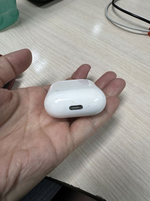 Apple AirPods 2 (Lightning)