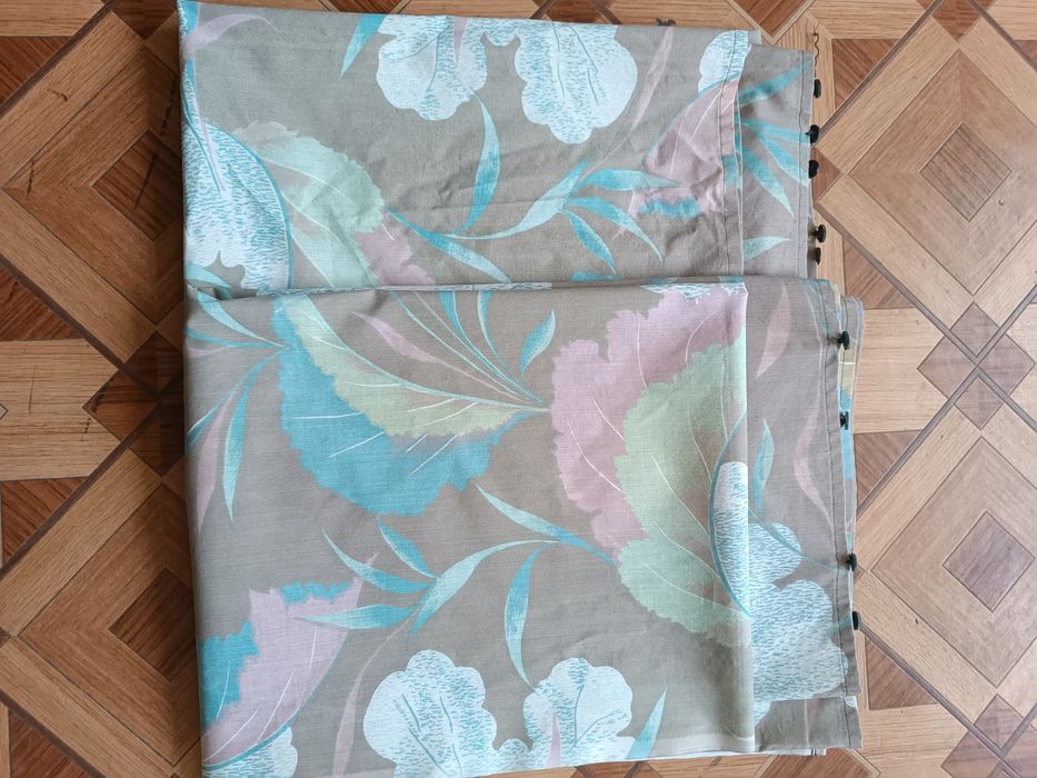 Запазени пердета за 15 лева