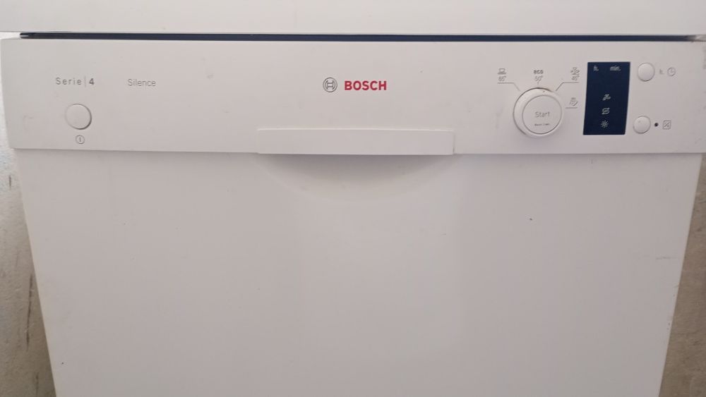 Съдомиялна Bosch