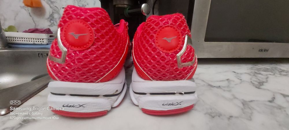 Маратонки MIZUNO WAVE 38 номер