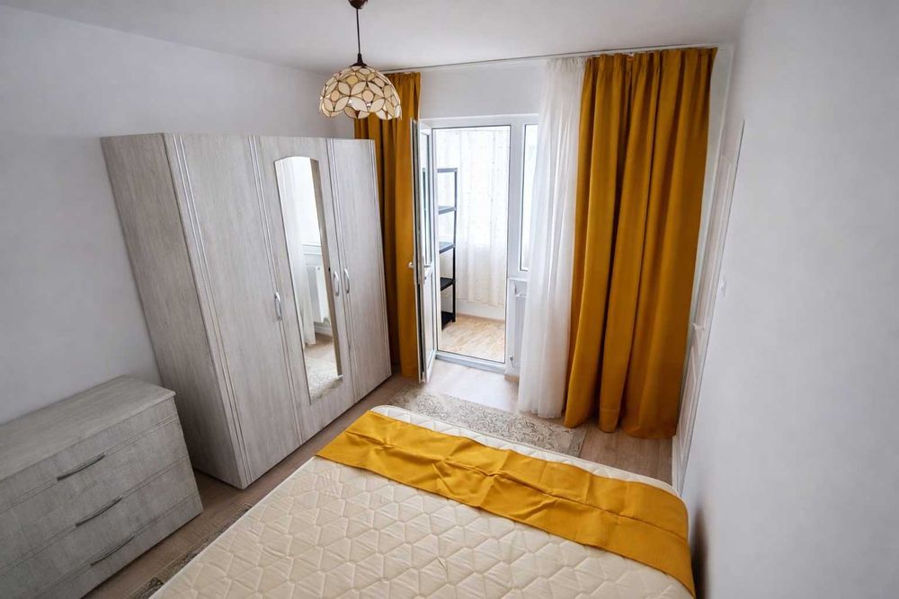 PF inchiriez ap 2 C semidecomandat - Alexandru