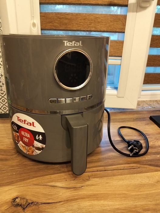 Airfryer.    tefal