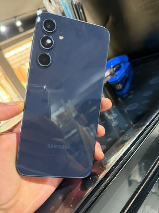 Samsung A35  5G продаеться