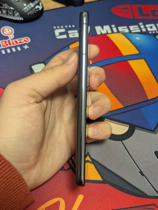 Samsung Galaxy S21 состояние отличное