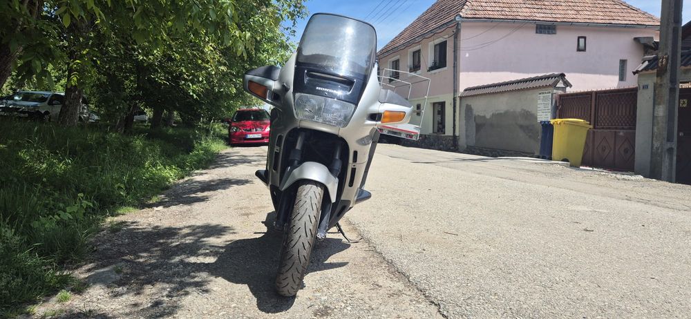 Vând Honda Paneuropean 1100