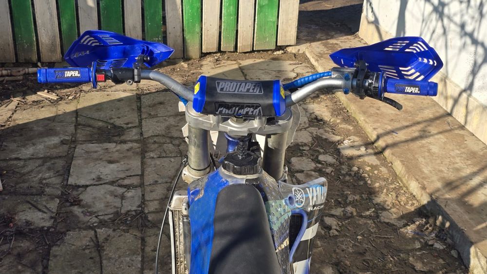 Vând cross yamaha yz450f