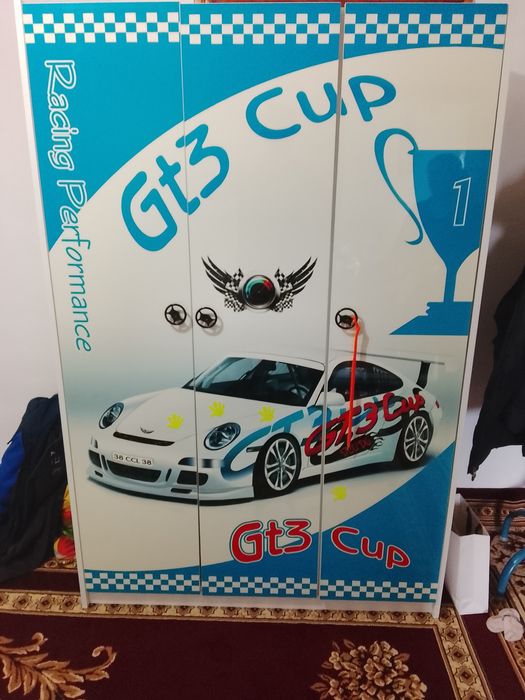 Детский шкаф в отличном состояние