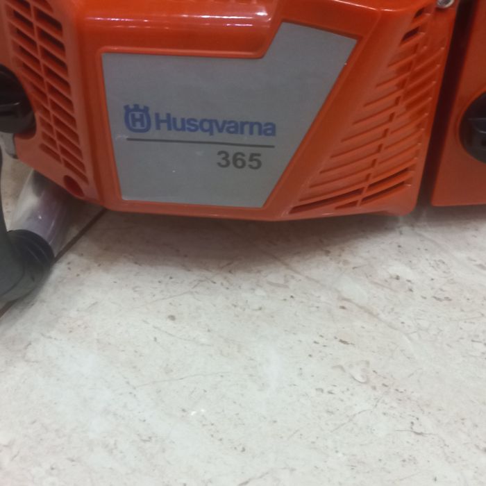 Husvarna чисто нова  100лв