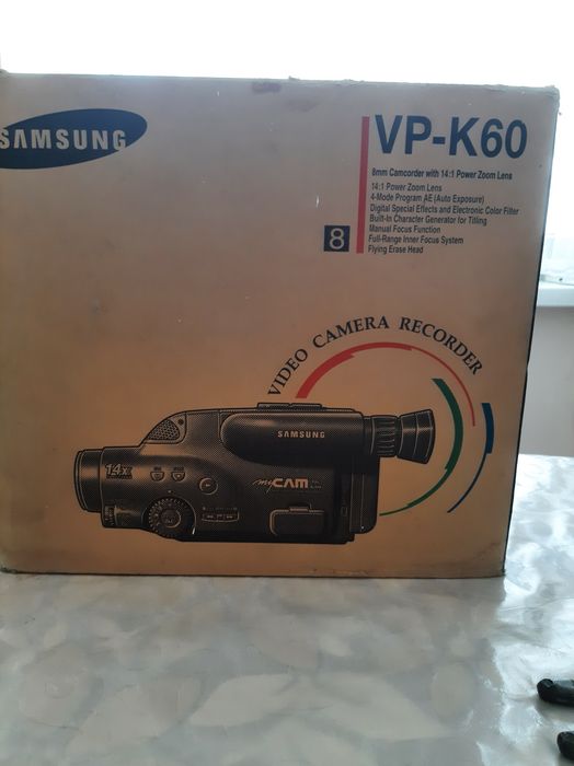 Продам видеокамеру Samsung