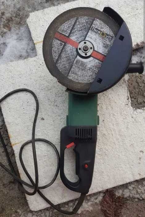 Болгарка на выбор есть несколько