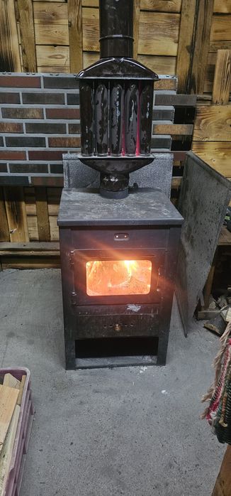 Продавам Камина с кюнци