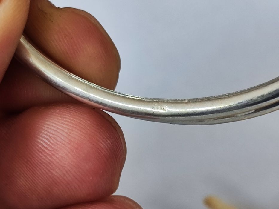 Сребърна гривна с топчета