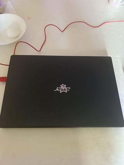 Ноут бук aser 2022