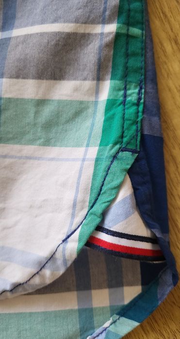 Camasa Tommy Hilfiger XS adulti / XL copii