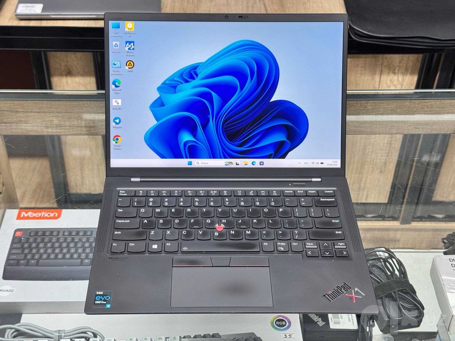 Lenovo ThinkPad X1 Gen 9 Core i5-1145G7 ram 8 ssd 256