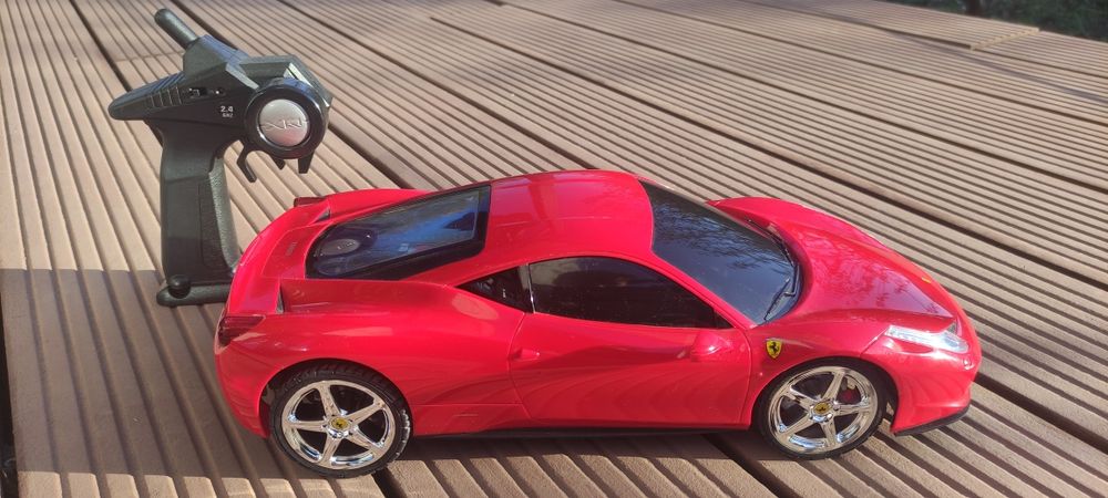 Masina cu telecomanda, Ferrari 458 Italia
