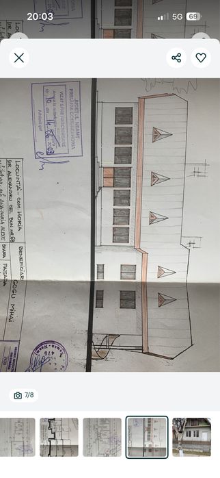 Vand casa solida cu teren 600mp  pe drumul E85 in centru comunei Horia