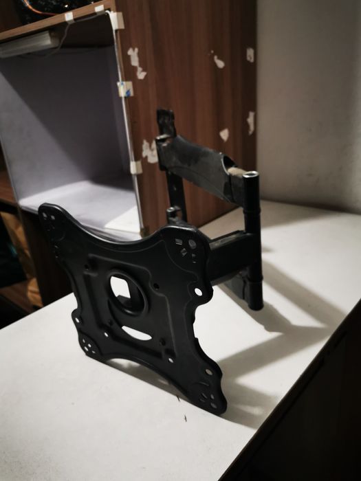 Продаю кранщтейн для телевизора