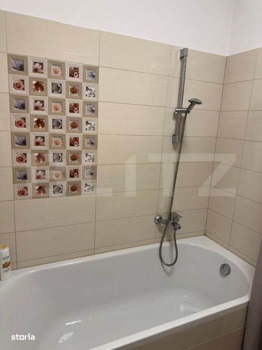 Apartament cu 3 camere, aer conditionat, etaj intermediar, lift, parca