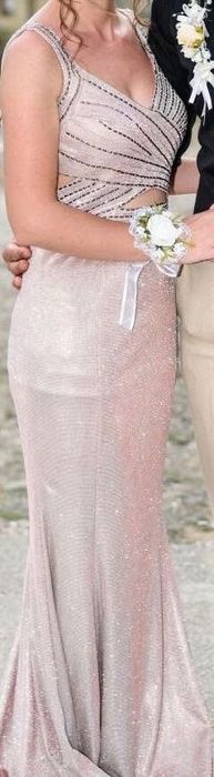 Златиста рокля 96