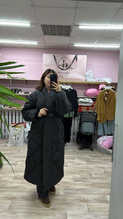 Продам куртку Vicola Италия