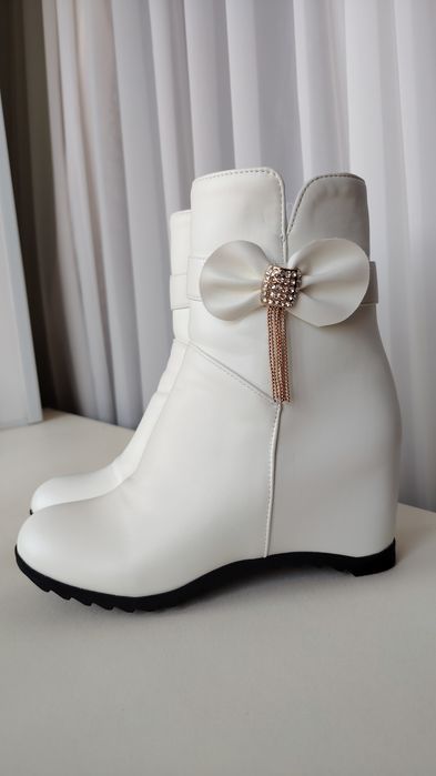 Нарядная обувь весенняя