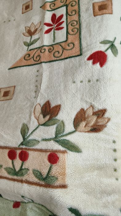 Продаю одеяло покрывало на 2 спалку