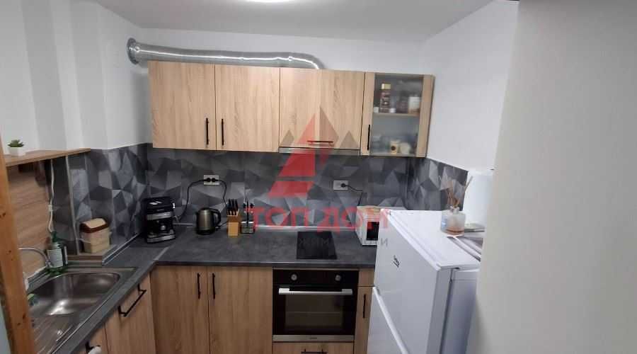 Дава се под наем Тристаен апартамент в Варна, Център - 77 кв.м за 1100 € - Снимка #2