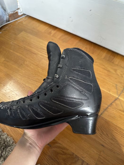 Фигурнык коньки