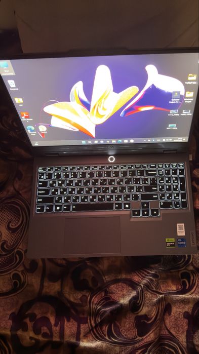 Игровой ноут. 24 гига озу. 1 тр байт.