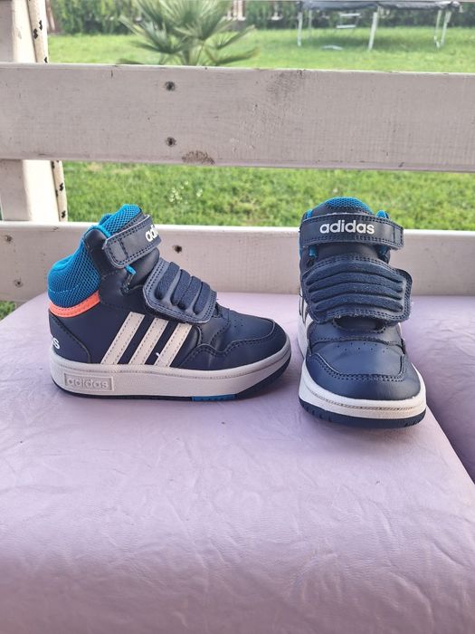 Детски маратонки Adidas 24 номер