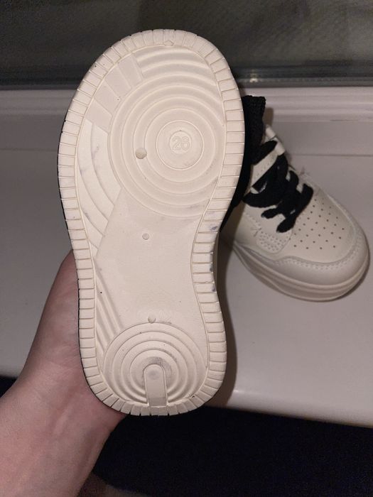 Детская обувь разная