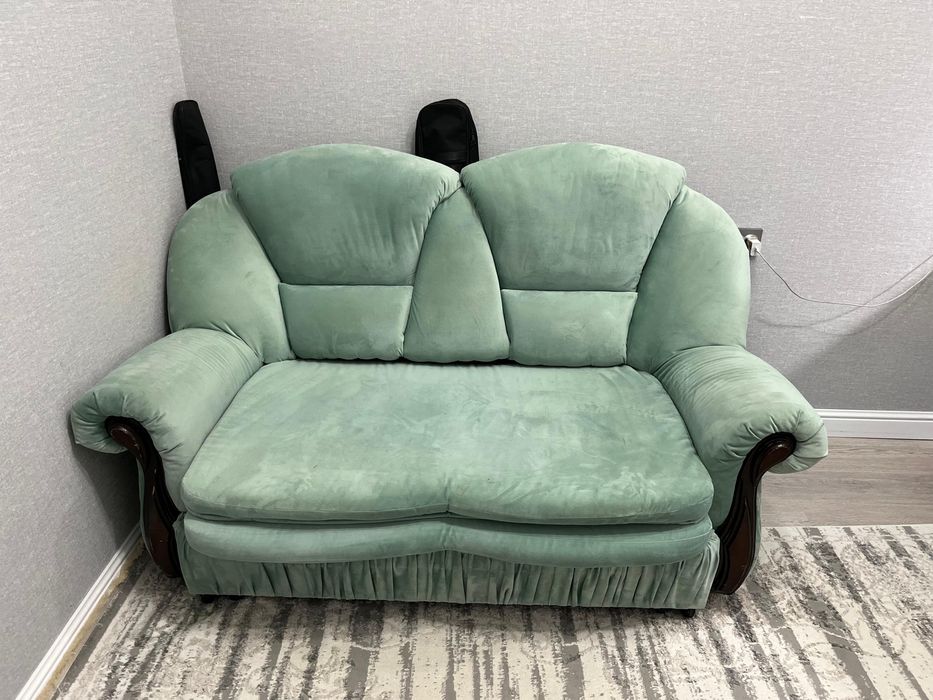 СРОЧНО продам! Диван