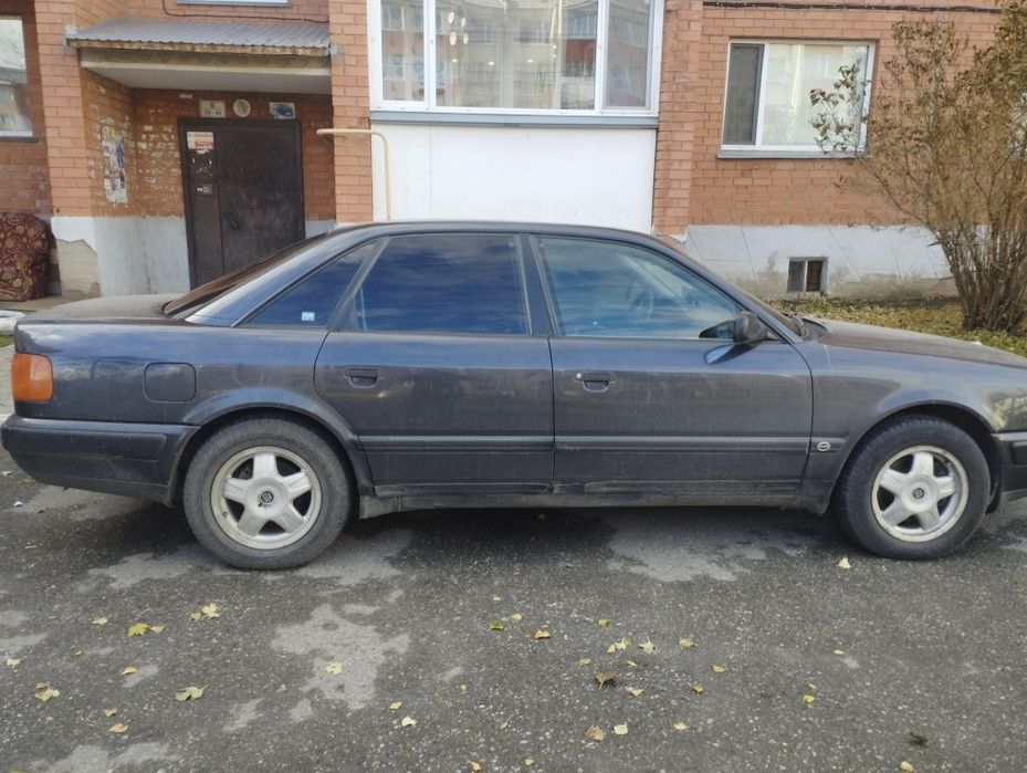 Продам автомашину марки Audi C4