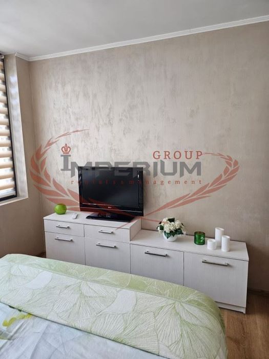 Дава се под наем Двустаен апартамент в Варна, Чайка - 65 кв.м за 816 € - Снимка #11