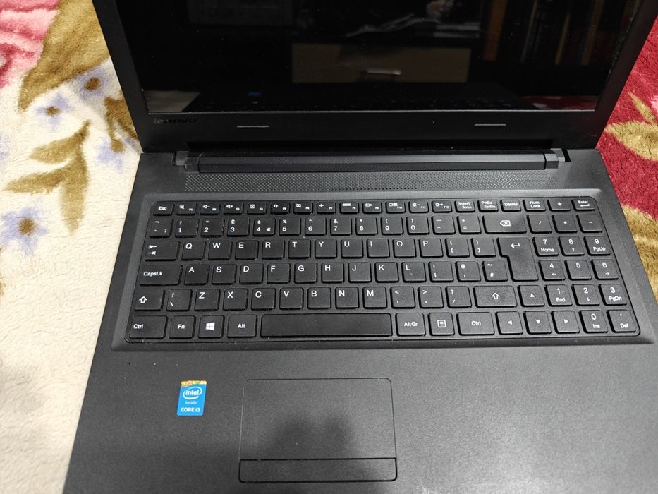 Laptop Lenovo Intel core  i3 gen 5, 8GB RAM