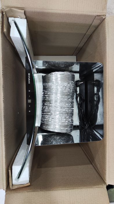 Продам БУ не рабочую вытяжку Shivaki