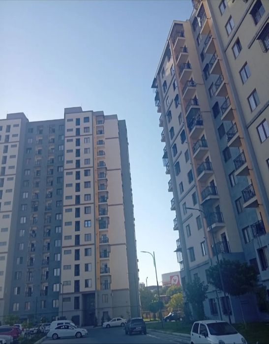 Юнусабад 2комнатная квартира продаётся.Манзара сити!