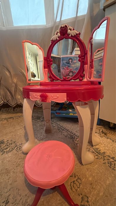 Игрушка для девочки