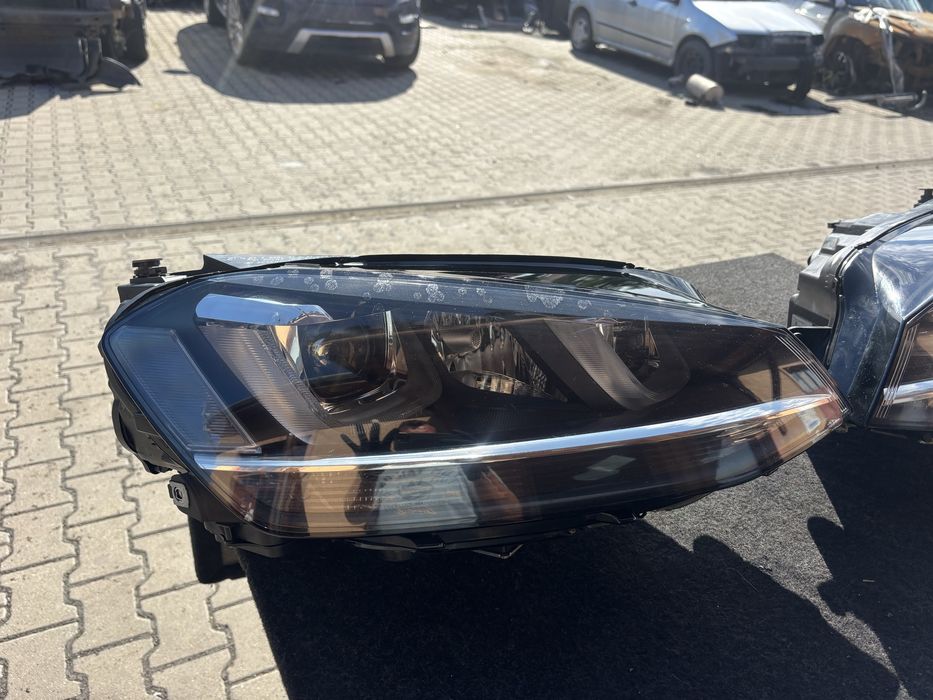 Far Bi-Xenon Volkswagen Golf 7