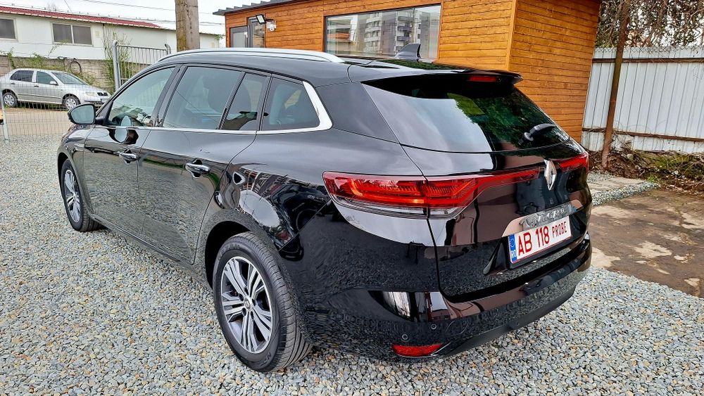 Renault Megane 2023 1.5 Dci 115 CP Head Up Bord Digital Full Led Euro6