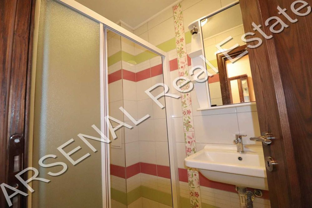 Дава се под наем Тристаен апартамент в София, Център - 110 кв.м за 800 € - Снимка #7