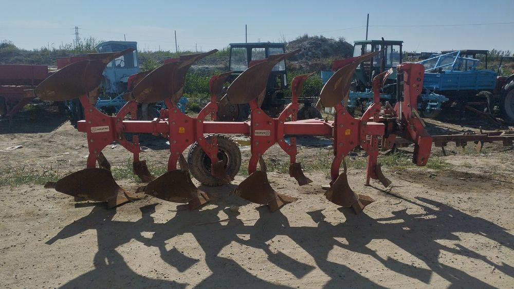 Хар хил турдаги айланма плуглар сотилади