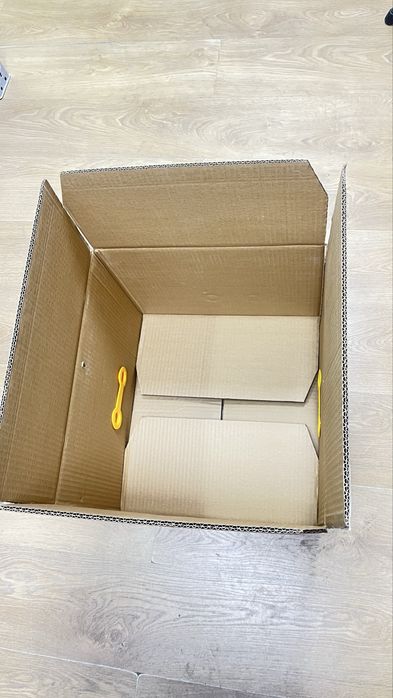 Продам коробки с ручьками прочные 45*41*31см