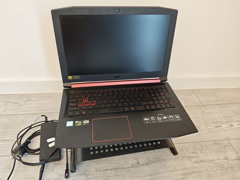 Acer Nitro 5 – i5-8300H, 32 GB RAM