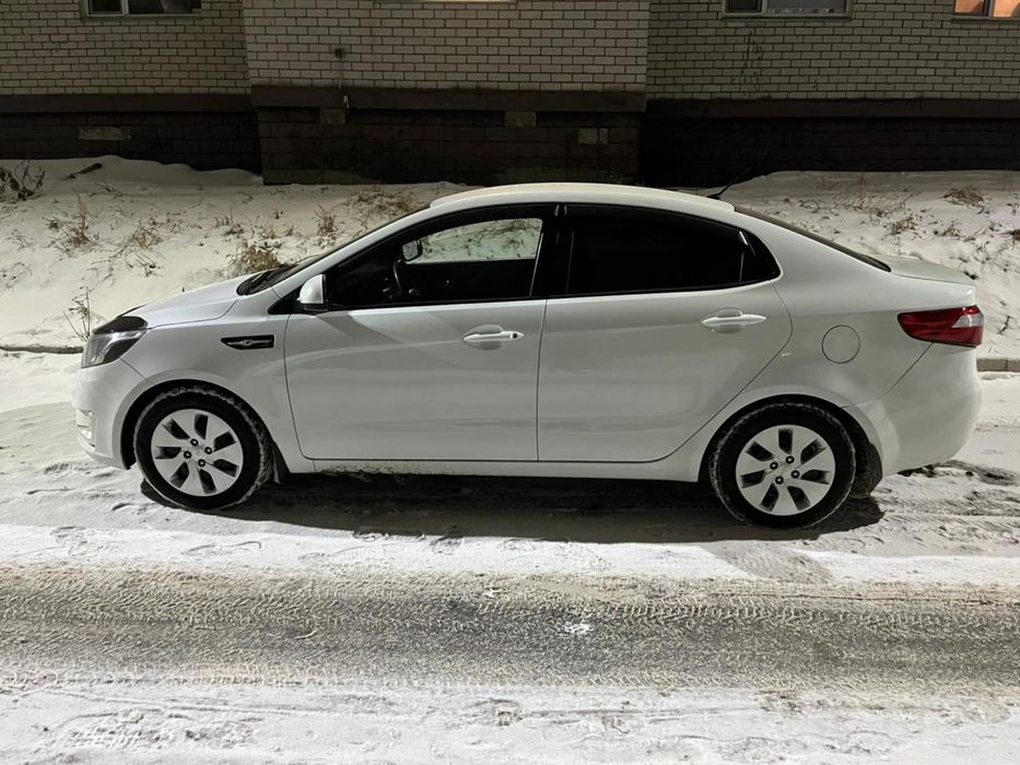 Продам киа рио 2014