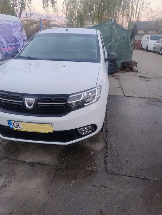 Vând Dacia Logan 2017