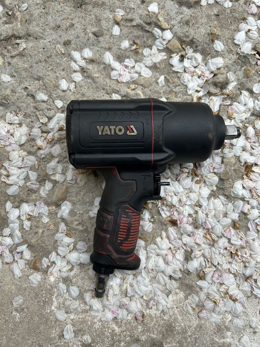 Pistol pneumatic Yato