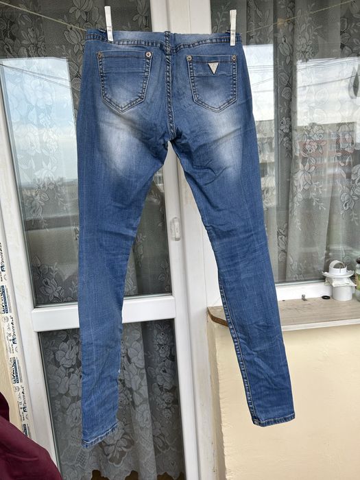 Дамски дънки по 3€ Всички дънки 12€